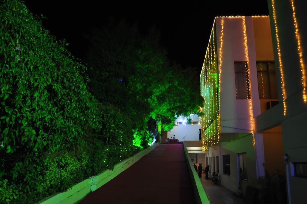 Hotel Maruti Mandapam Jabalpur Exteriér fotografie